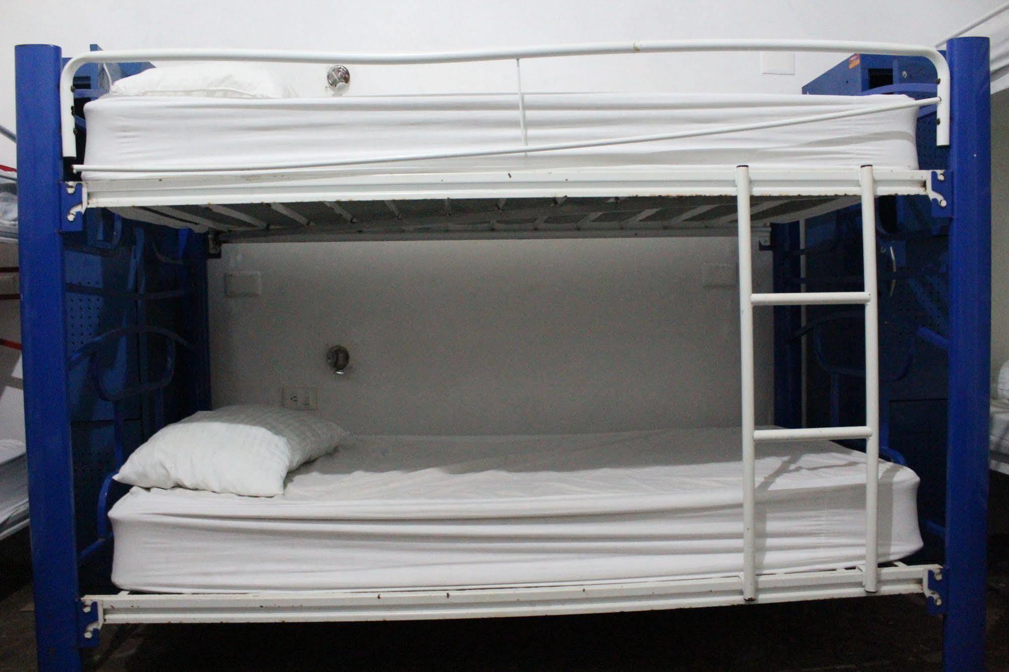 Hostal Vive La Vida 신데 델 카르멘 외부 사진
